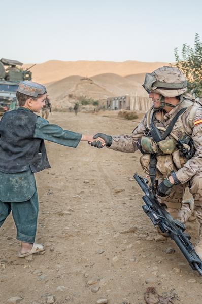 Actitud de la sociedad ante su seguridad y defensa y sus Fuerzas Armadas